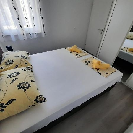 Apartman The Godfather Apartamento Makarska Exterior foto