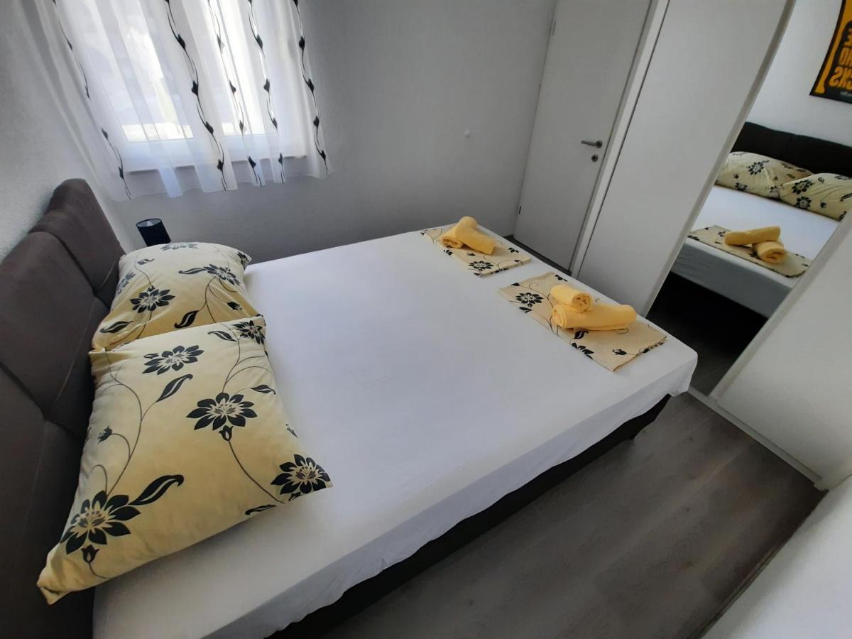 Apartman The Godfather Apartamento Makarska Exterior foto